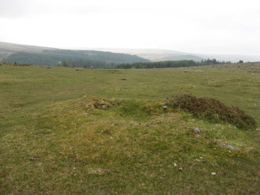 Sharpitor N.E. Cairn