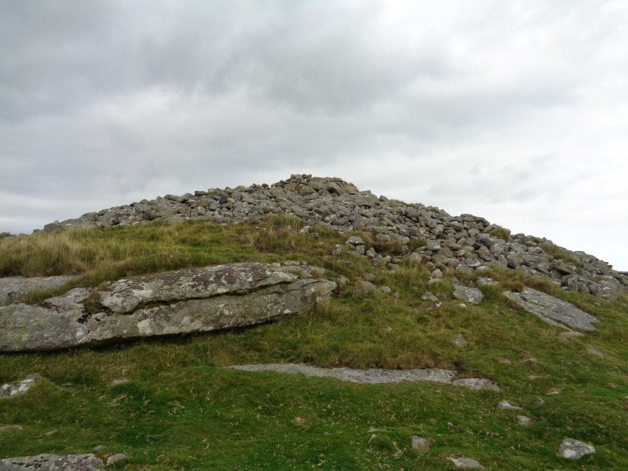 Rippon Tor Stone Ring Cairn Circle 