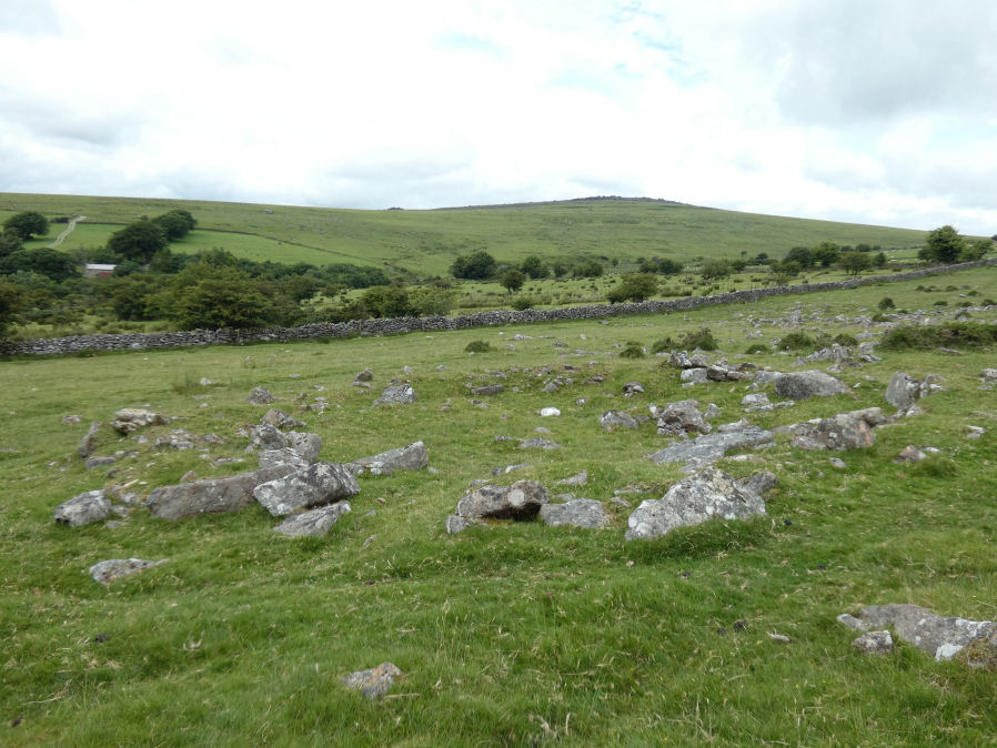 Roos Tor NW Round House