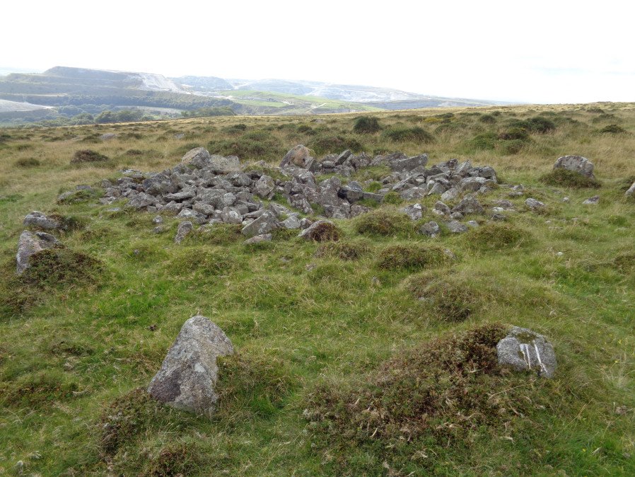 Penn Beacon 1 Cairn Circle & Cist