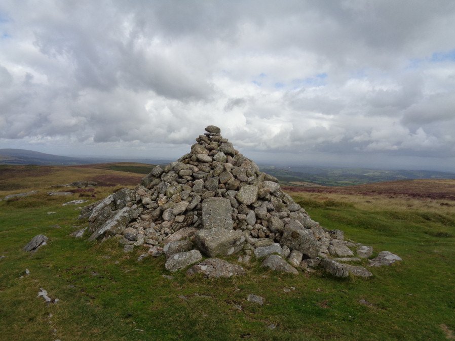 Hameldown Tor Cairn