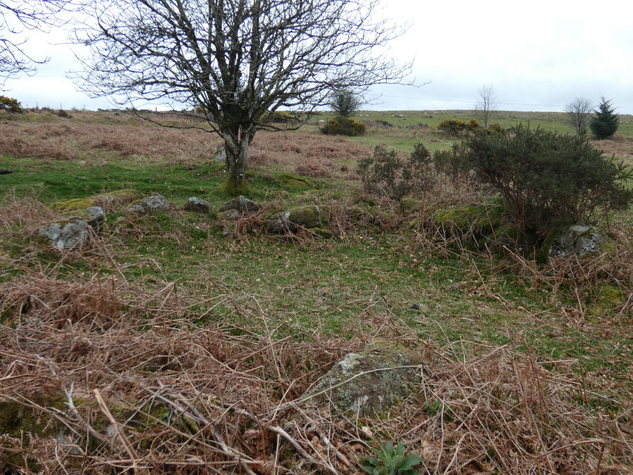 Heatree Down House 1 Round House